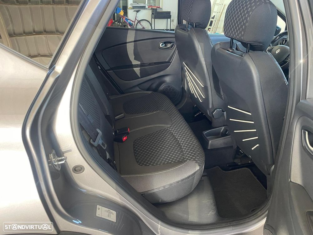 Renault Captur 1.2 TCe Exclusive XMOD EDC - 24