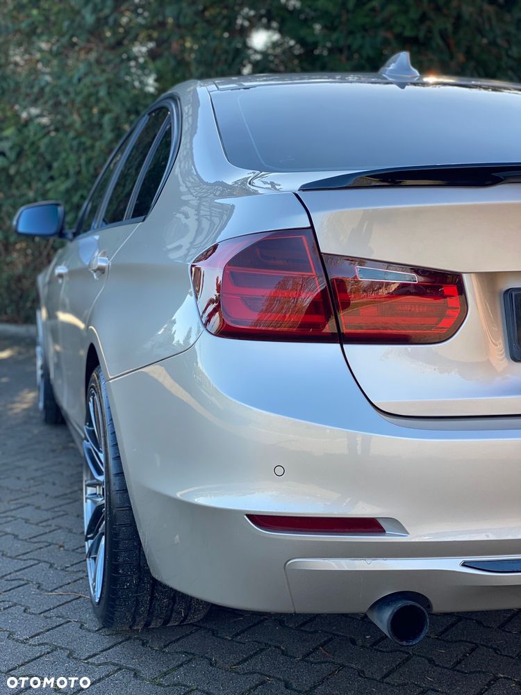 BMW Seria 3 - 12