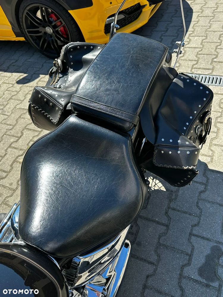 Yamaha XVS - 8