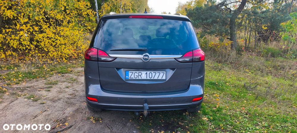 Opel Zafira 2.0 CDTI Cosmo - 4