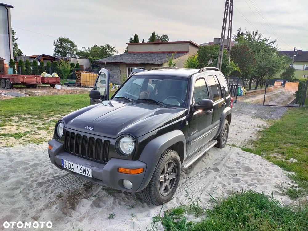 Jeep Liberty - 8
