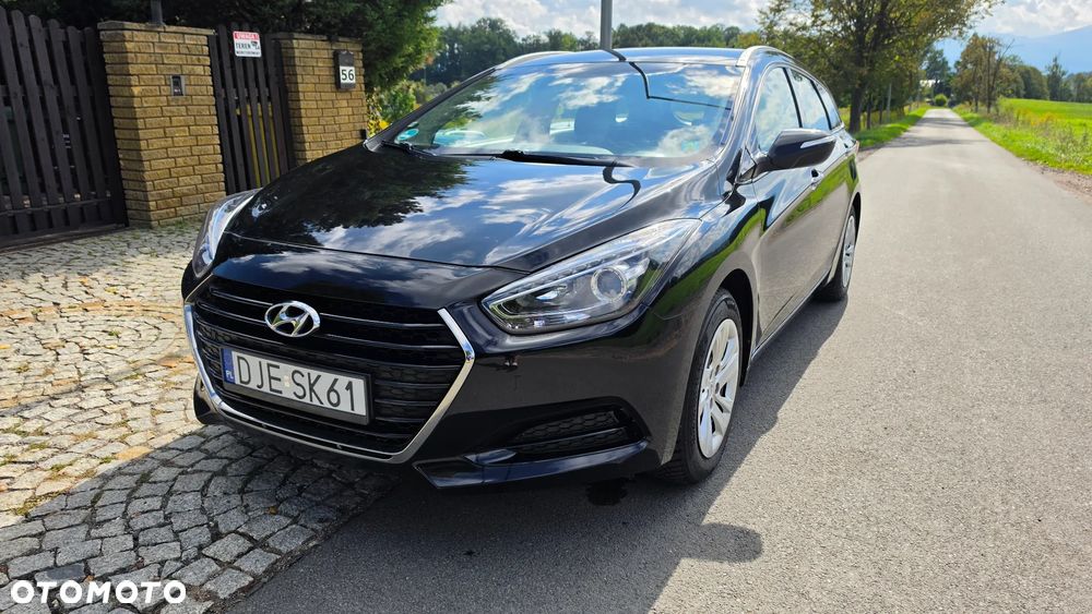 Hyundai i40 Kombi blue 1.6 Space - 2