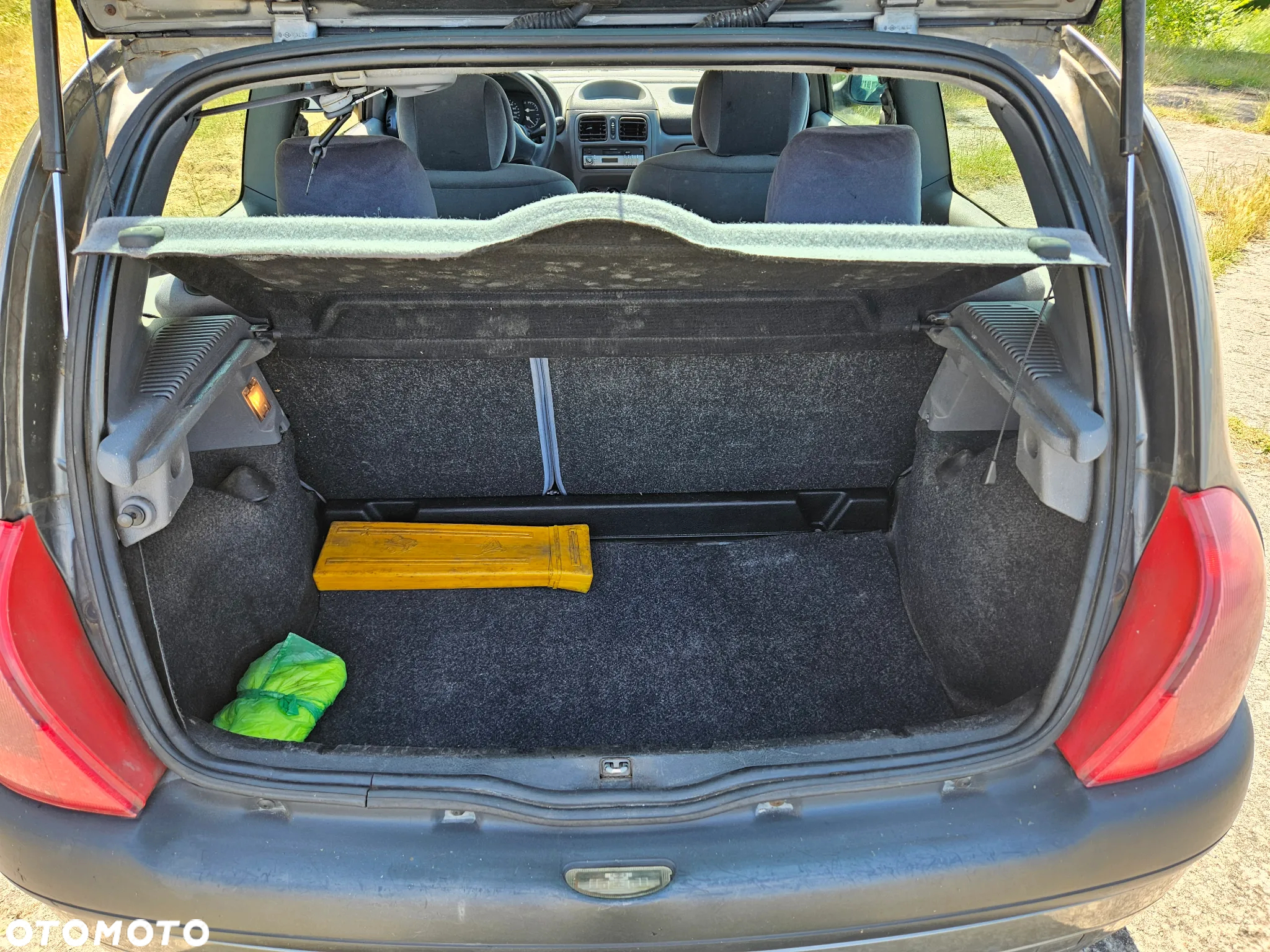 Renault Clio 1.9 D RT - 4