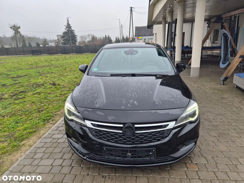 Opel Astra 1.4 Turbo Business - 17