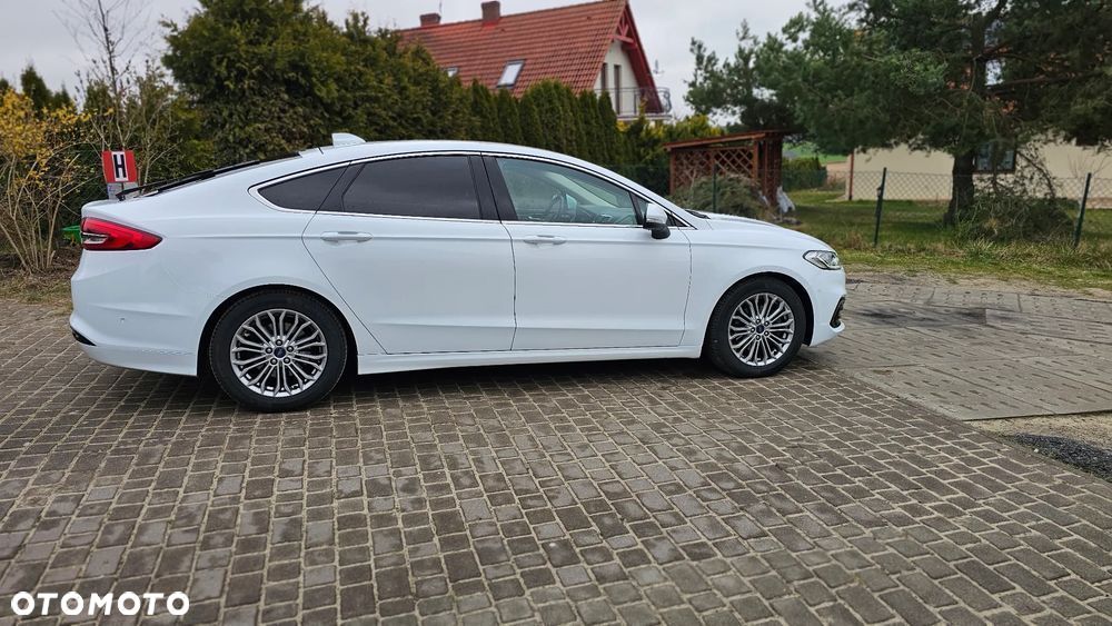 Ford Mondeo 2.0 EcoBlue Titanium - 26