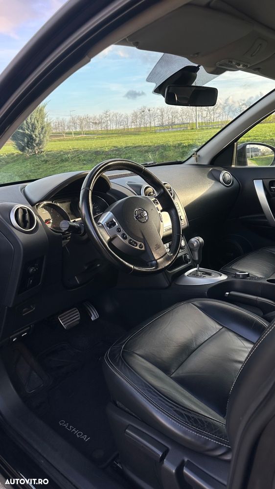 Nissan Qashqai 2.0 DCI 4 x 4 DPF Aut tekna - 12