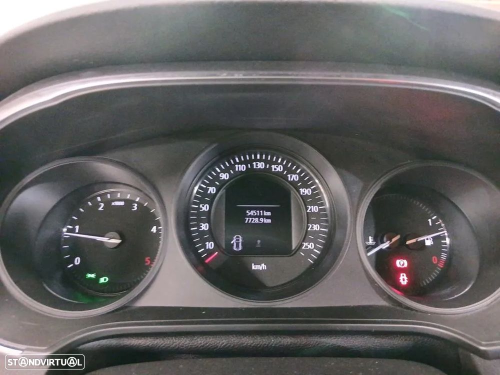Renault Mégane 1.5 Blue dCi Limited - 6
