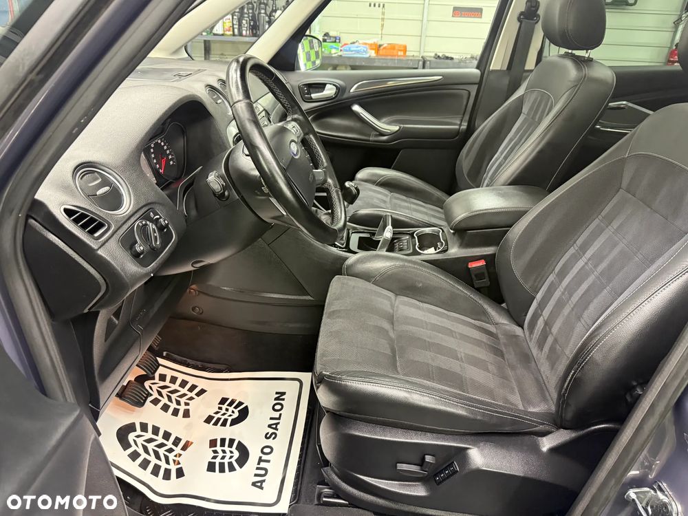 Ford Galaxy 2.0 TDCi Titanium - 12