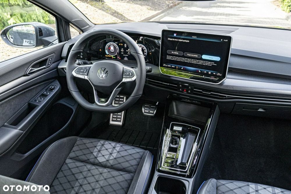 Volkswagen Golf - 19