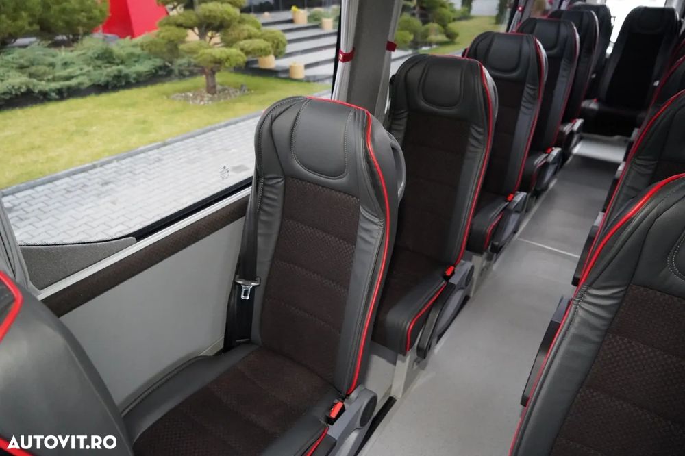 Iveco DAILY / 50C18 / AER CONDIȚIONAT / 66.000 km !!! / HI-MATIC / IMPORTAT - 31