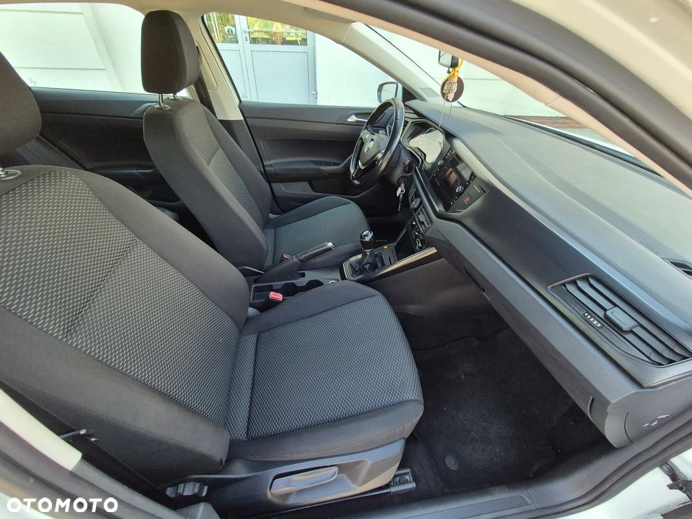 Volkswagen Polo - 15