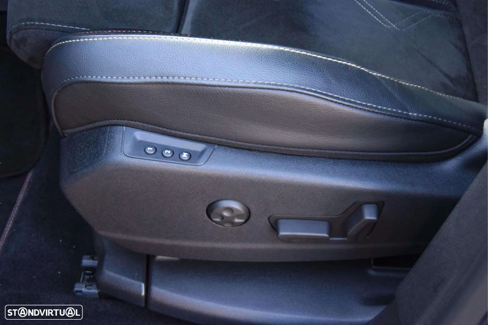 DS DS7 Crossback E-Tense Performance Line+ EAT8 - 14