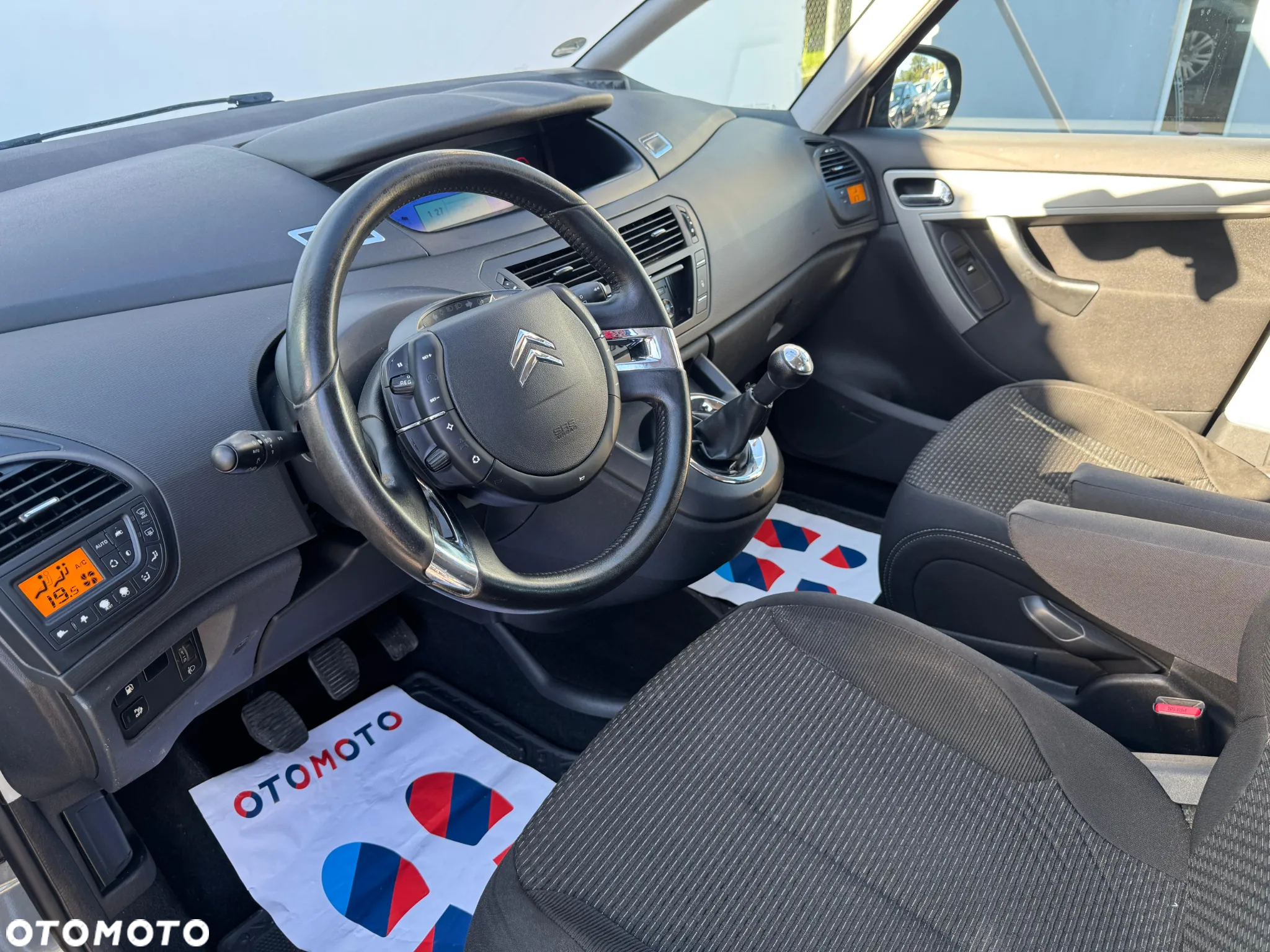 Citroën C4 Picasso 1.6 VTi Impress - 14