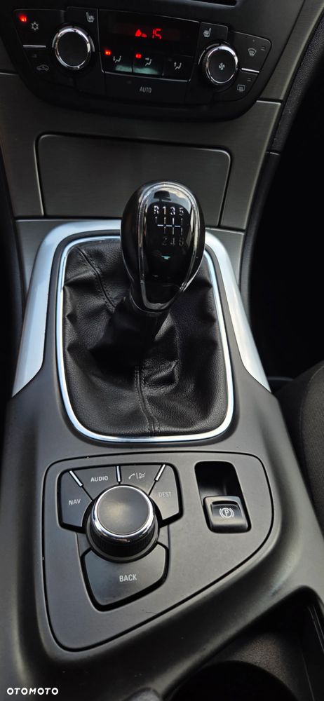 Opel Insignia 1.8 Design Edition - 27
