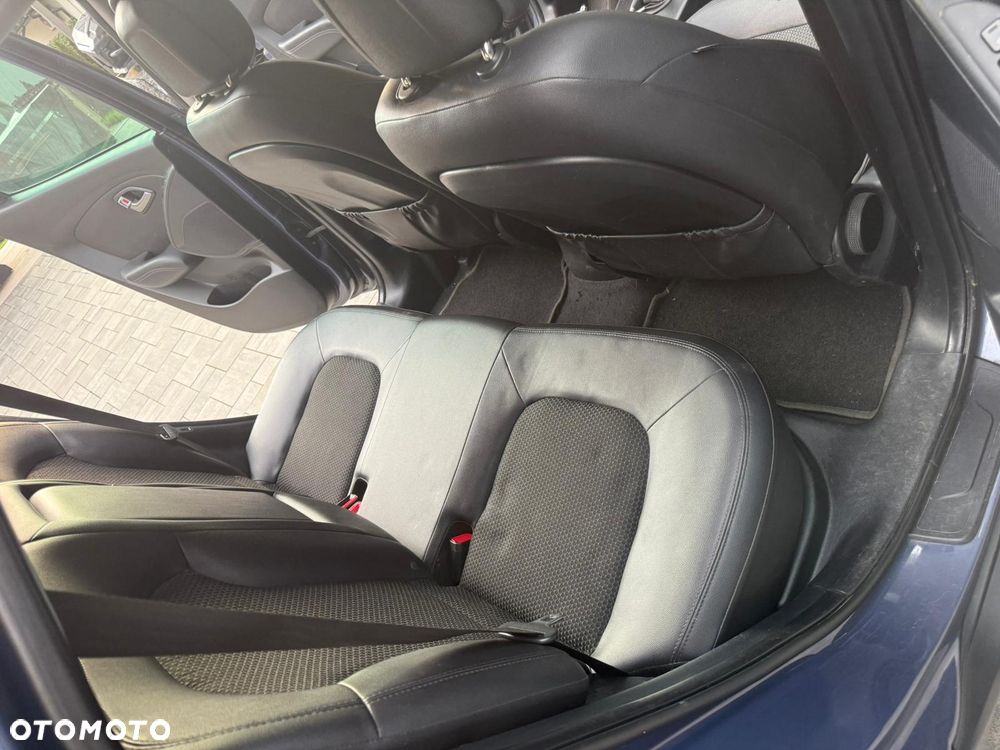 Hyundai ix35 2.0 CRDi 4WD Premium - 11