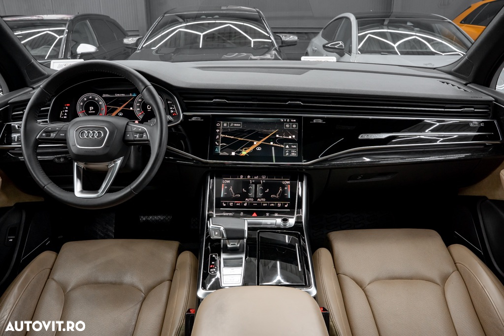 Audi Q7 55 TFSI quattro Tiptronic MHEV S Line - 9