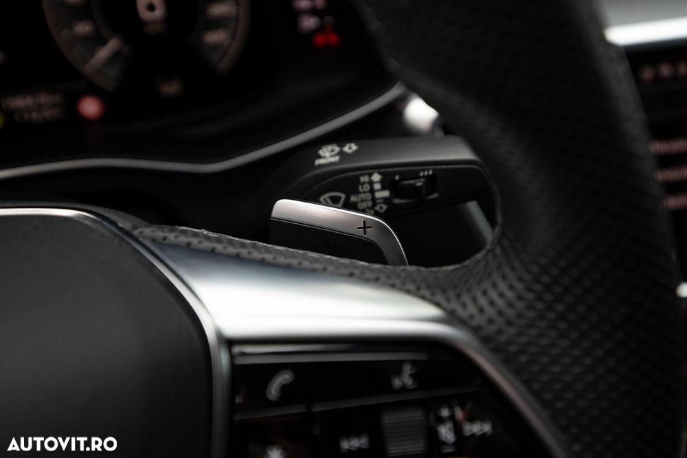 Audi A6 Avant 55 TFSI e quattro S tronic PHEV S Line - 17