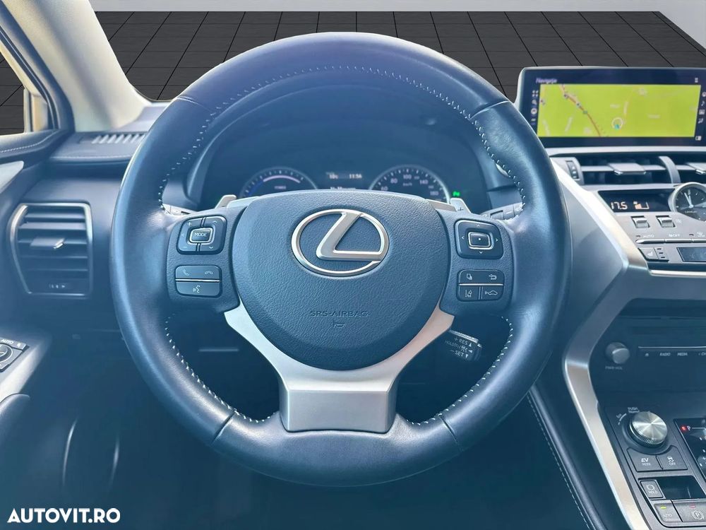 Lexus Seria NX 300h AWD Executive Plus - 17