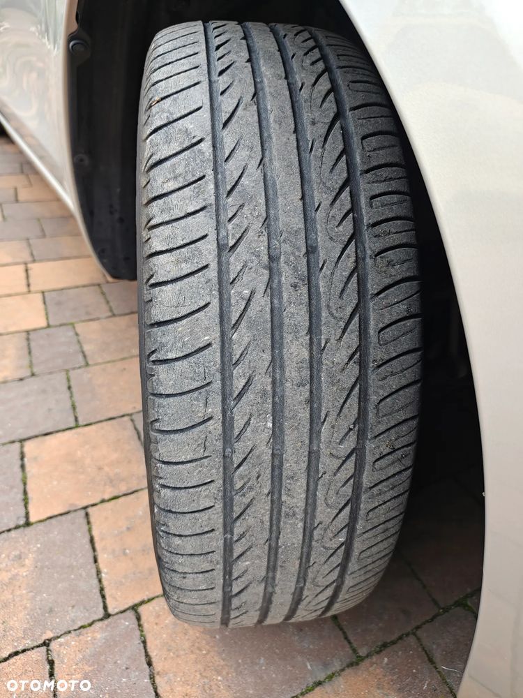 Toyota Yaris 1.33 Luna - 12
