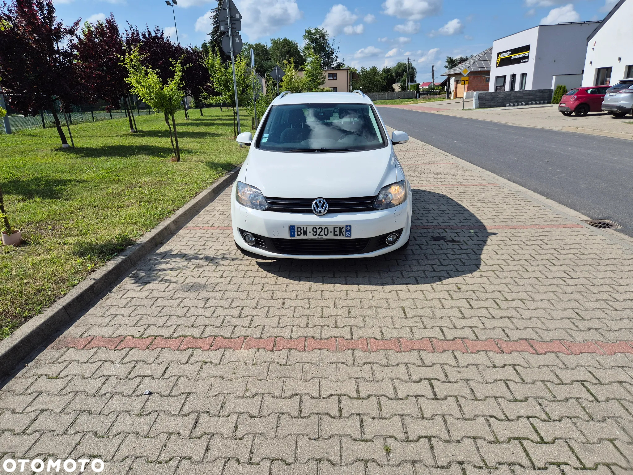 Volkswagen Golf Plus 1.6 TDI Comfortline - 12