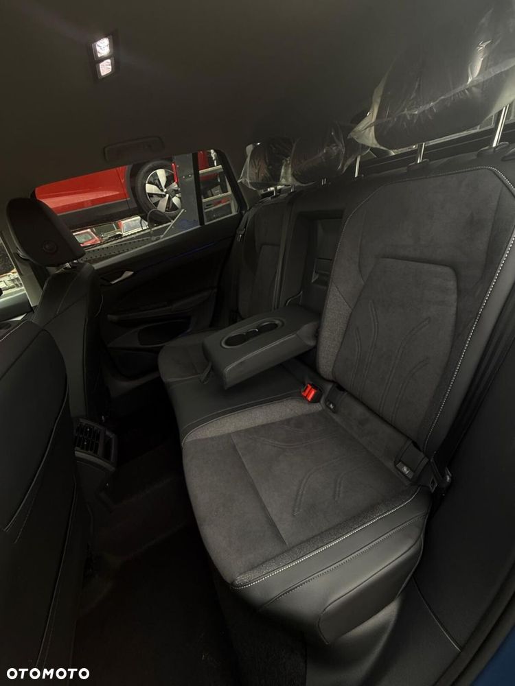 Volkswagen Golf Variant 1.5 eTSI mHEV Life Plus DSG - 32