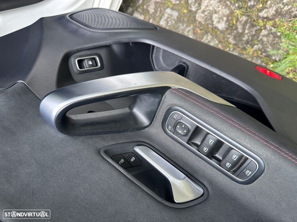 Mercedes-Benz CLA 250 e Shooting Brake AMG Line - 33