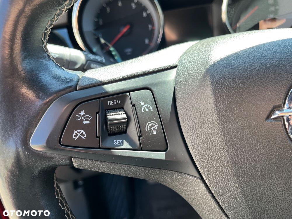 Opel Astra 1.4 Turbo Dynamic - 36