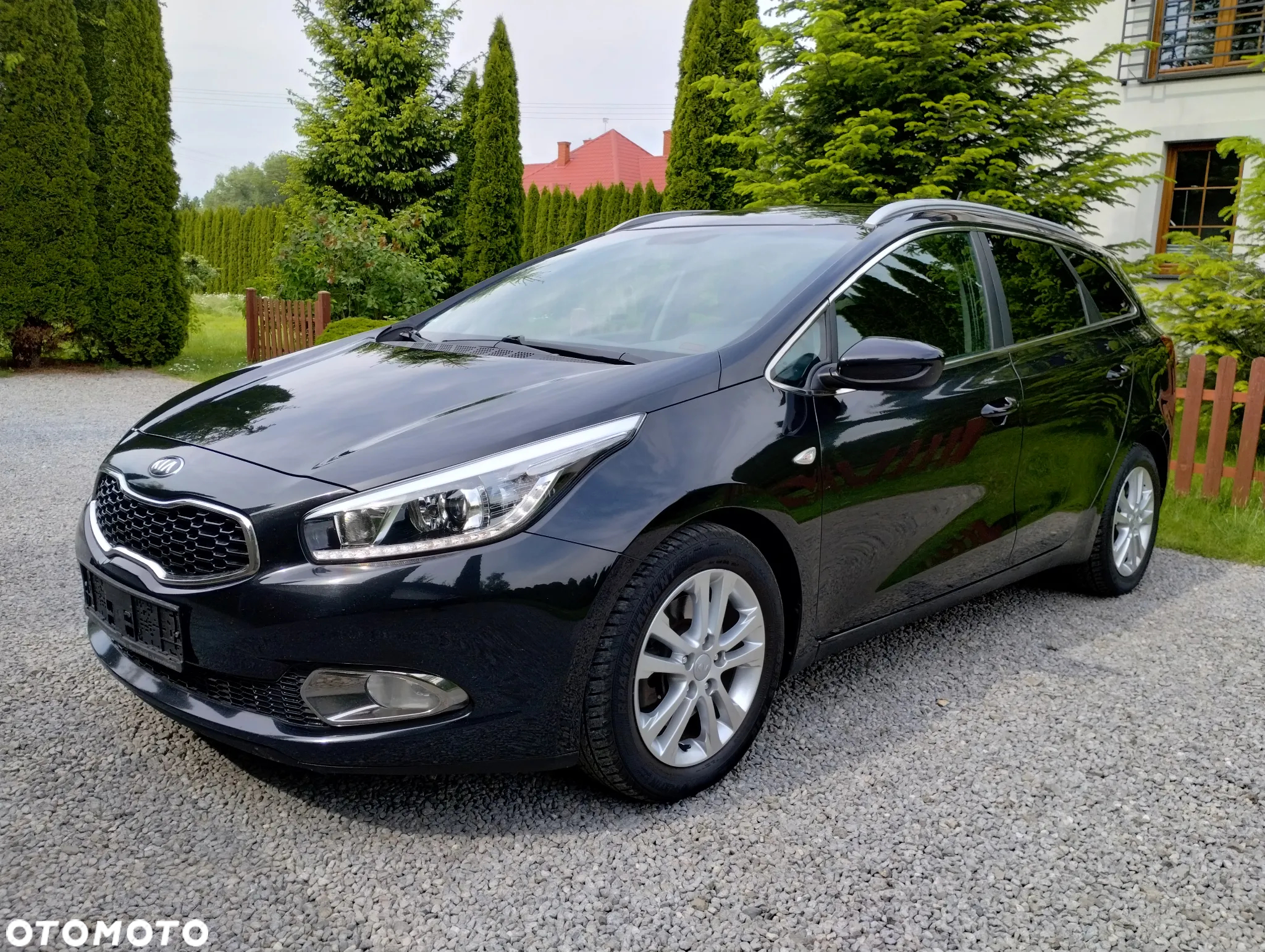Kia Ceed 1.6 CRDi 128 ISG SW Spirit - 4