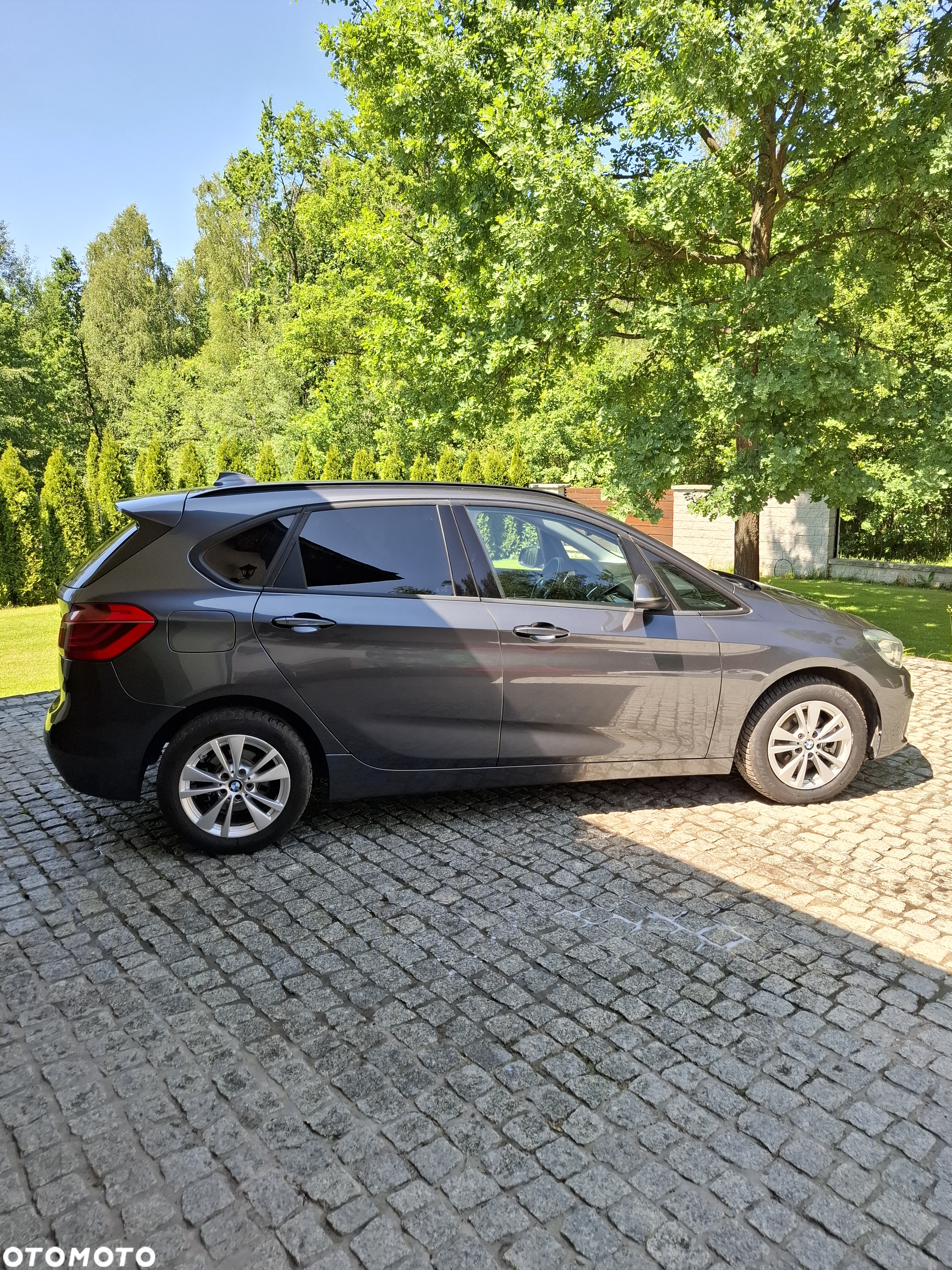 BMW Seria 2 218d - 7