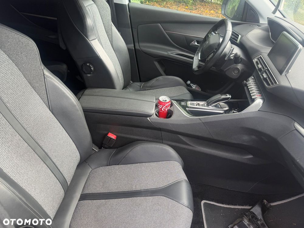 Peugeot 5008 BlueHDI 130 EAT8 Active Business-Paket - 12