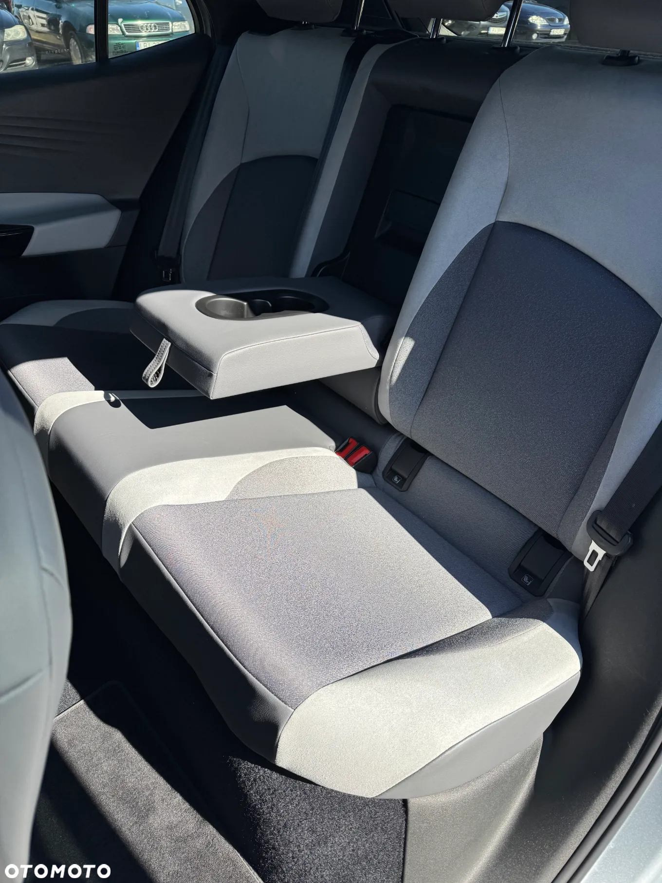 Volkswagen ID.3 58kWh Pro Performance Business - 12