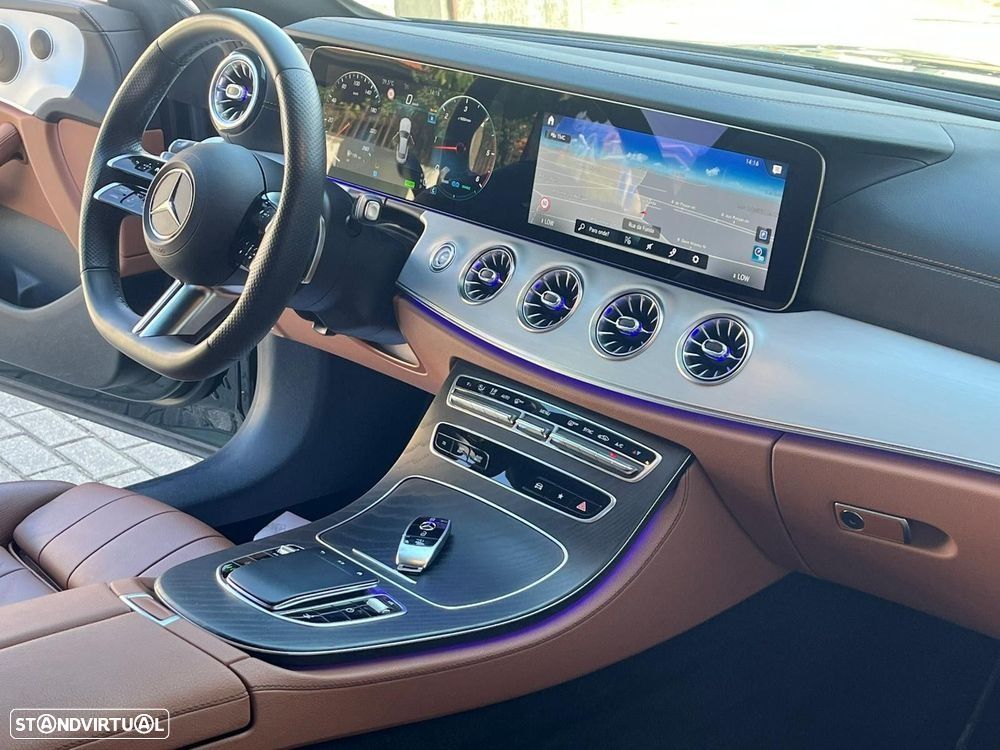 Mercedes-Benz E 300 d AMG Line 4Matic Aut. - 11