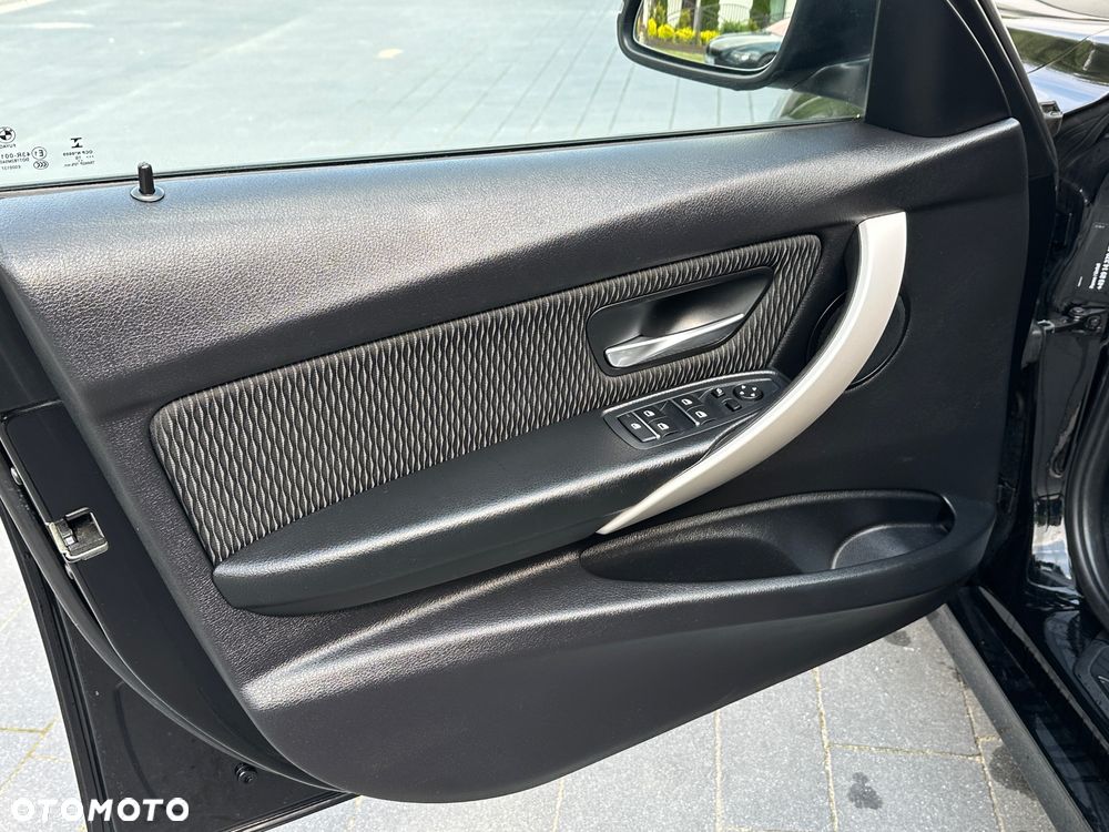 BMW Seria 3 - 13