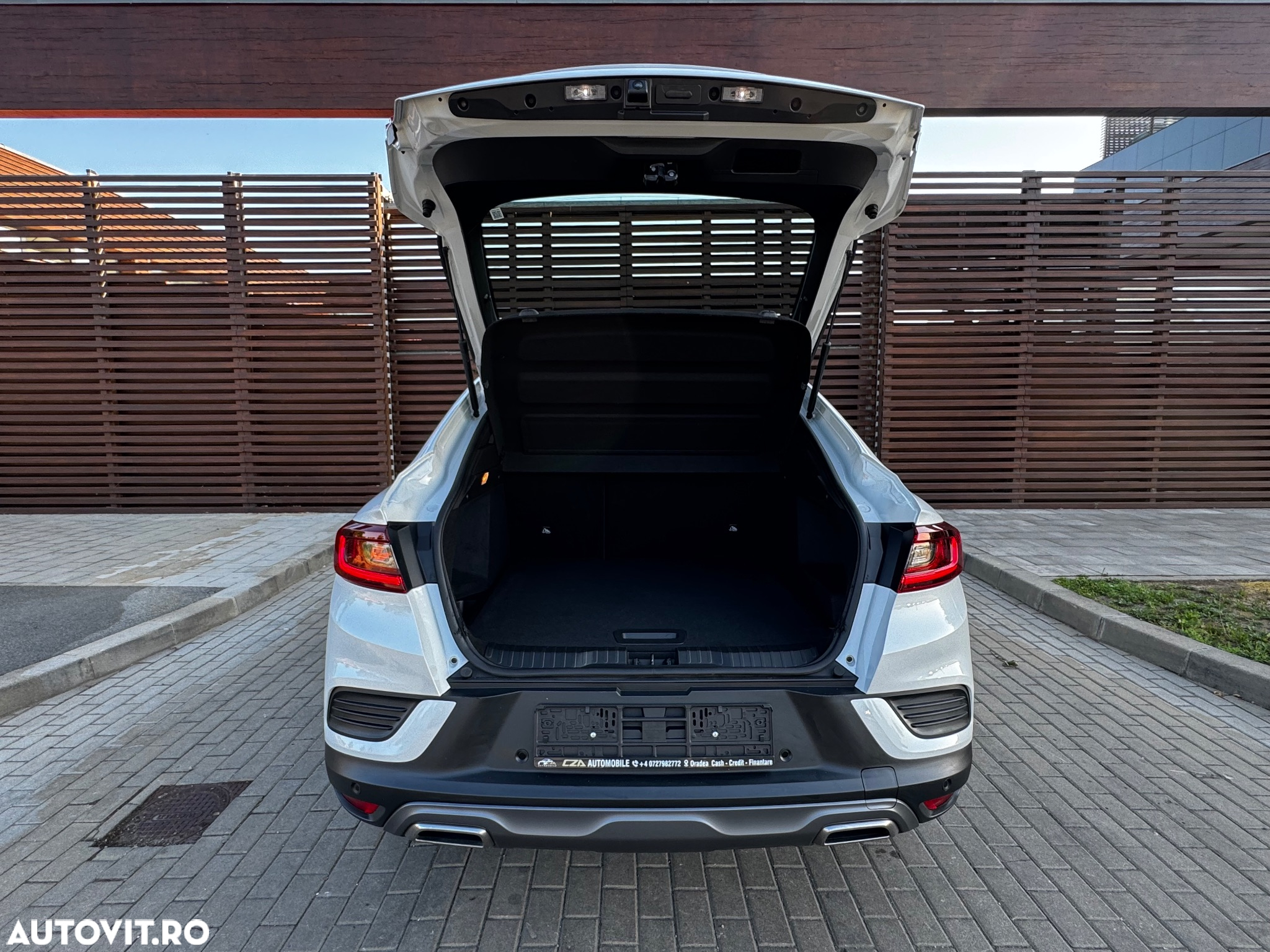 Renault Arkana TCe 140 EDC R.S. LINE - 39