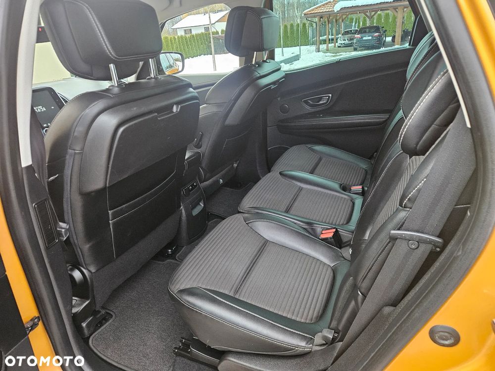 Renault Scenic ENERGY TCe 130 BOSE EDITION - 34