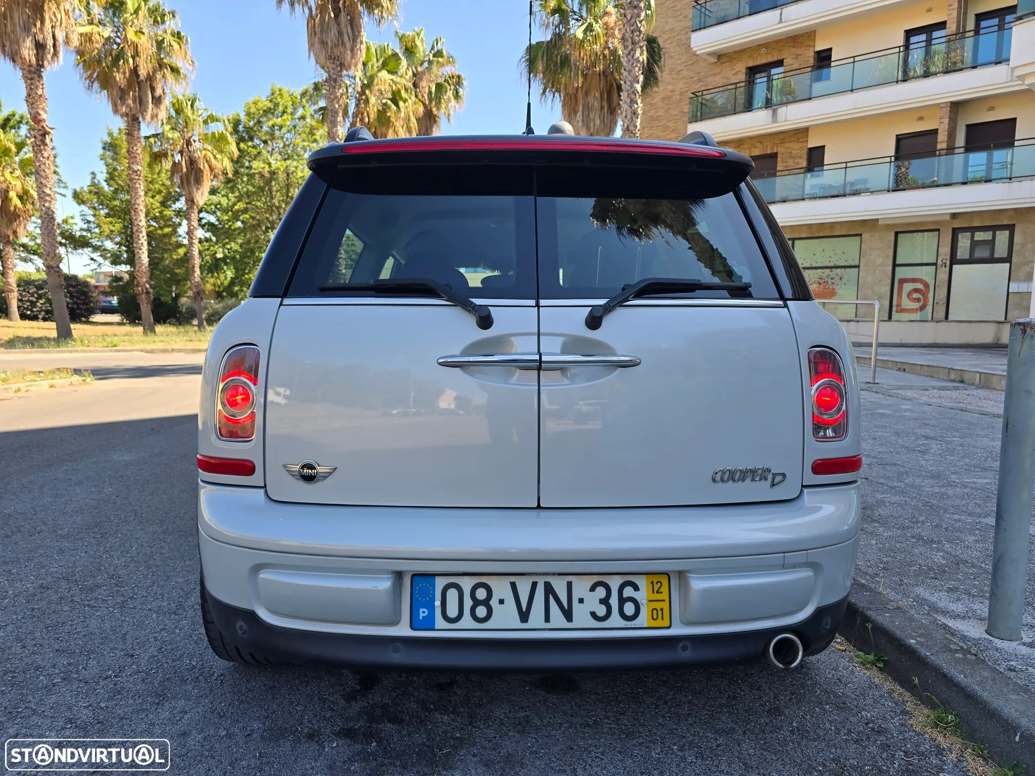 MINI Clubman Cooper D - 11
