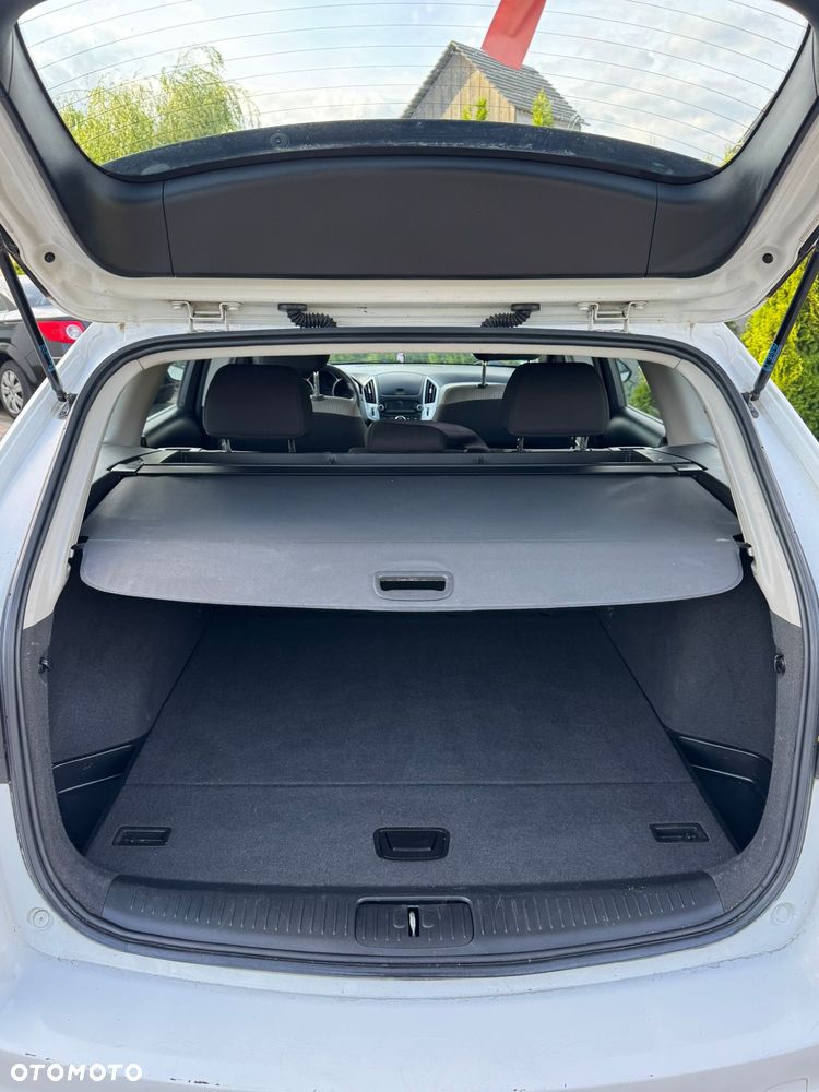 Chevrolet Cruze - 10