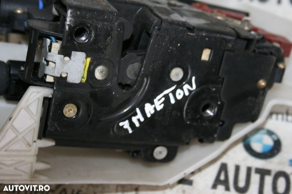 Broasca Blocator Actuator Usa Stanga Dreapta Fata Spate Vw Phaeton - 1