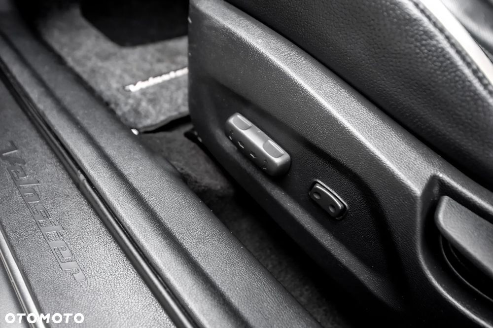 Hyundai Veloster 1.6 Turbo Premium - 22