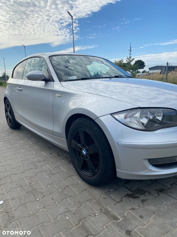 BMW Seria 1 120d - 1