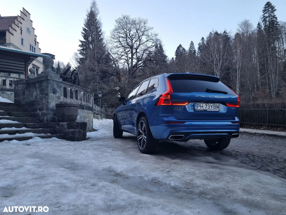 Volvo XC 60 B4 MHEV AT8 AWD R-Design - 13