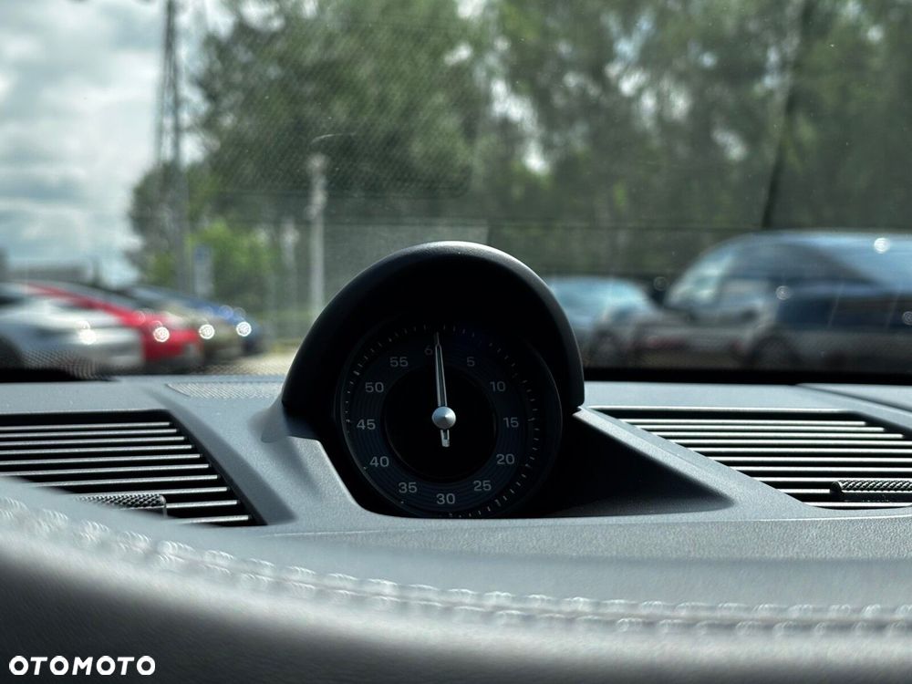 Porsche 911 - 37