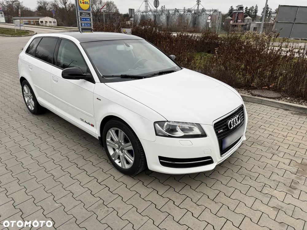 Audi A3 Sportback 1.6 TDI Attraction - 3