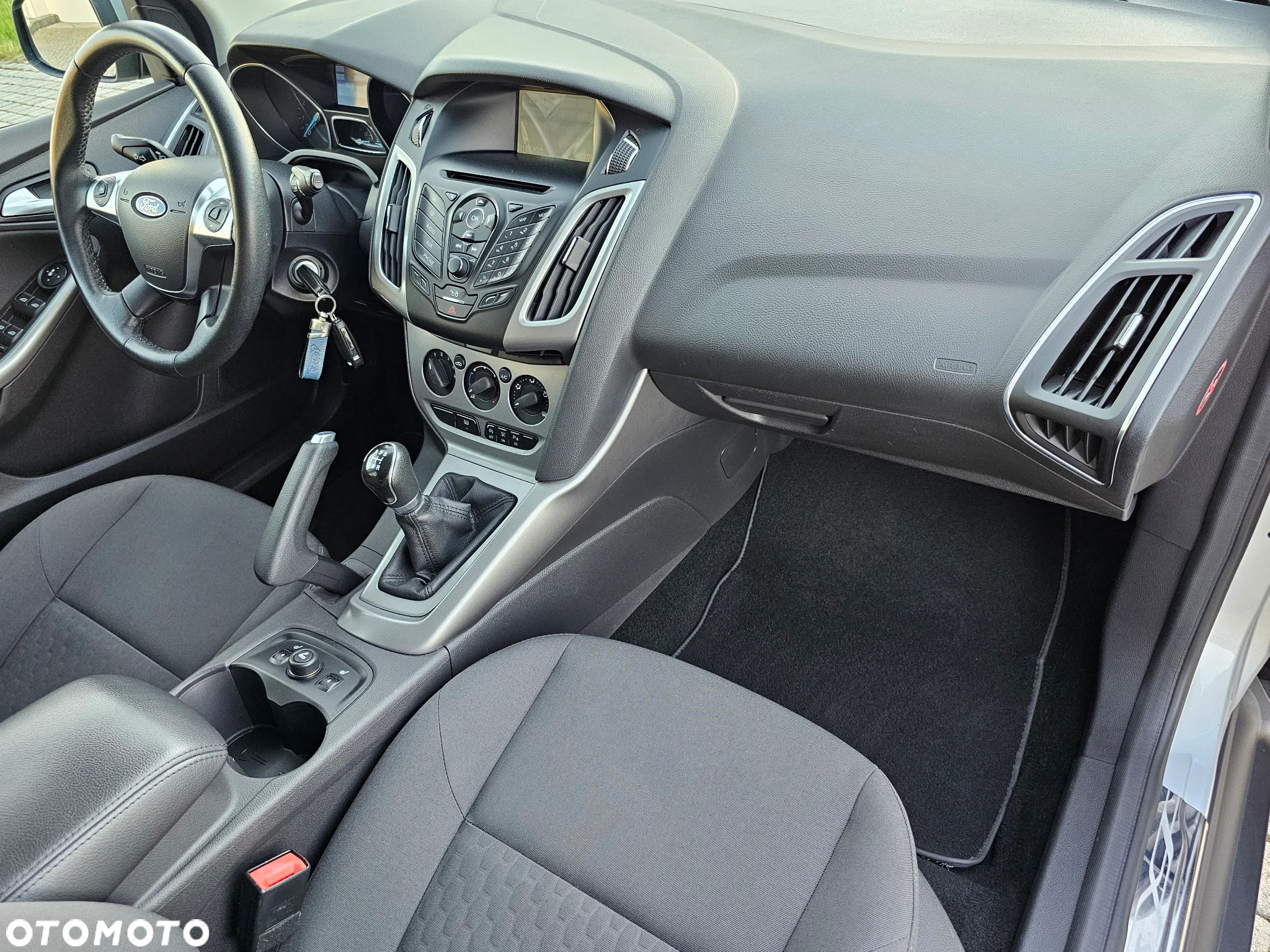 Ford Focus Turnier 1.0 EcoBoost Start-Stopp-System Business Edition - 25