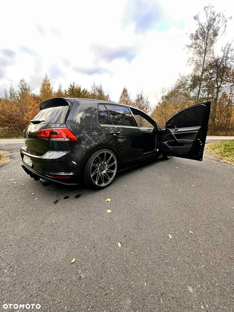 Volkswagen Golf VII 2.0 TSI BMT GTI - 4