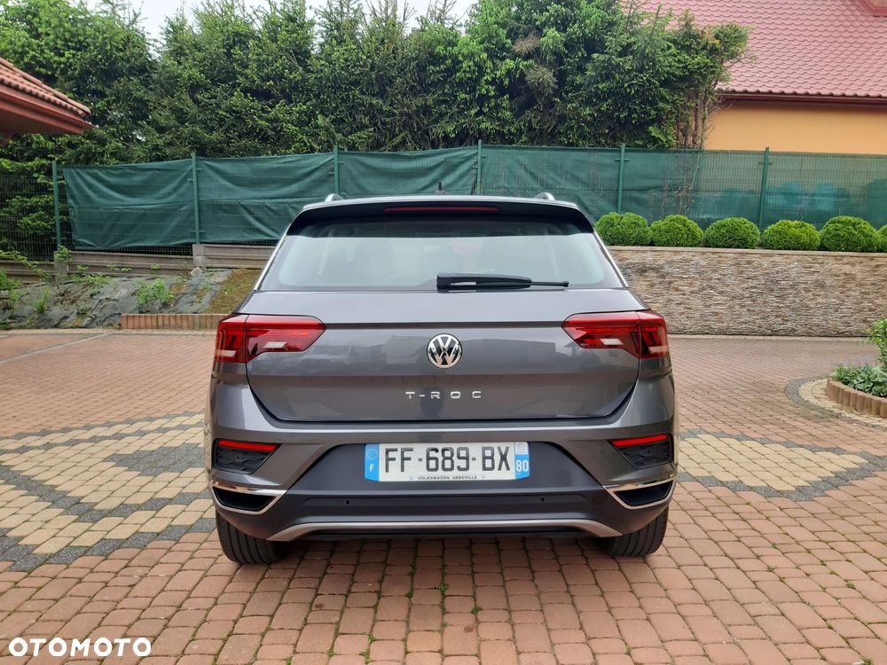 Volkswagen T-Roc - 8
