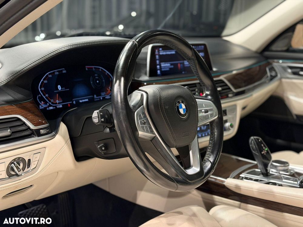 BMW Seria 7 740Ld xDrive - 21