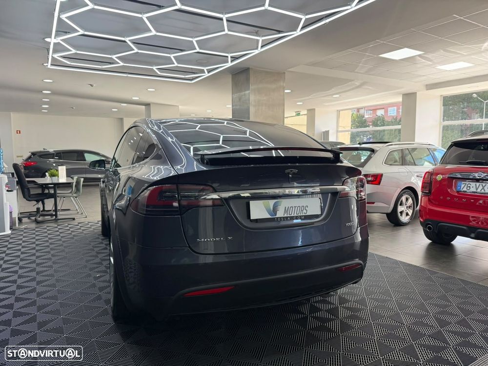 Tesla Model X 100D - 7