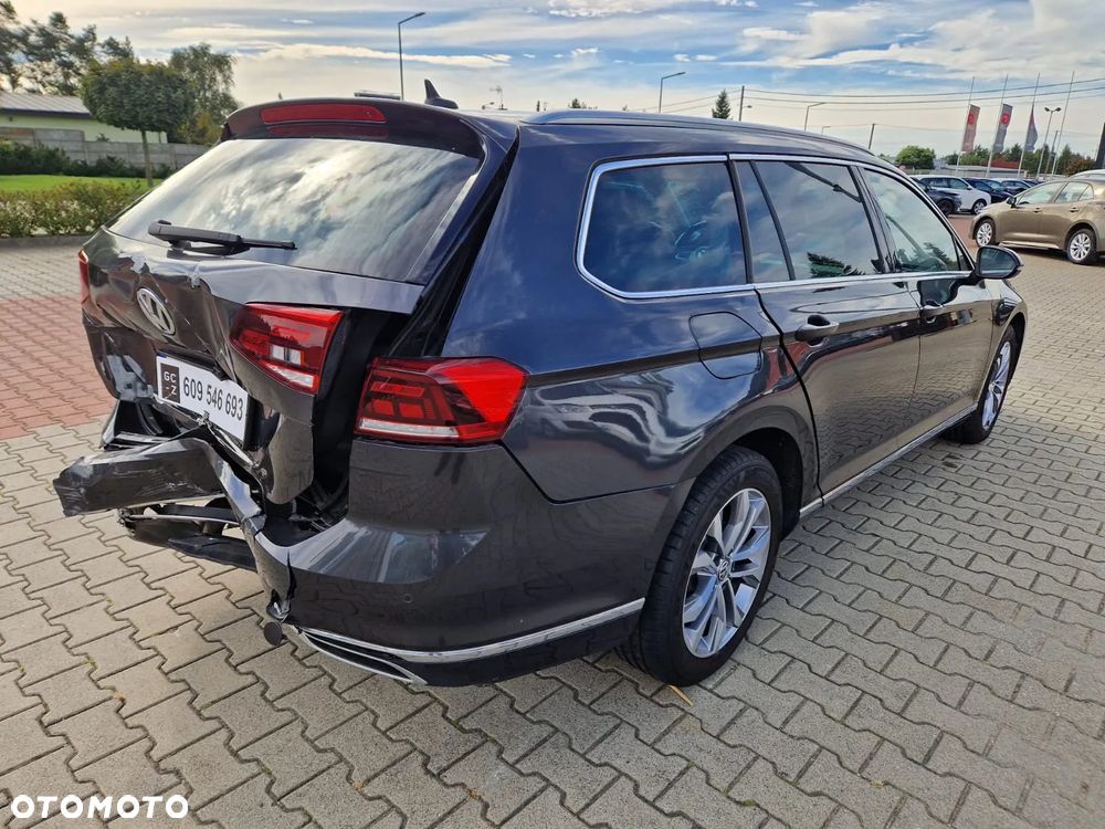 Volkswagen Passat 2.0 TDI Elegance DSG - 6
