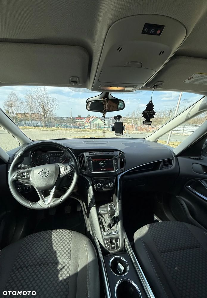 Opel Zafira - 7